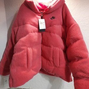 Nike puffer jacket thermafit